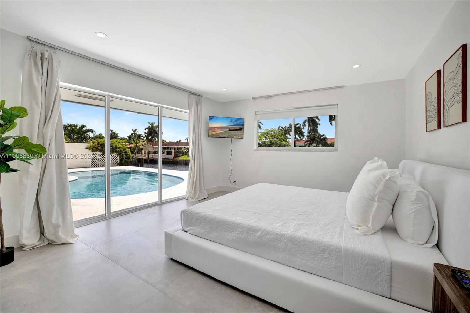 CORAL RIDGE ISLES - Residential