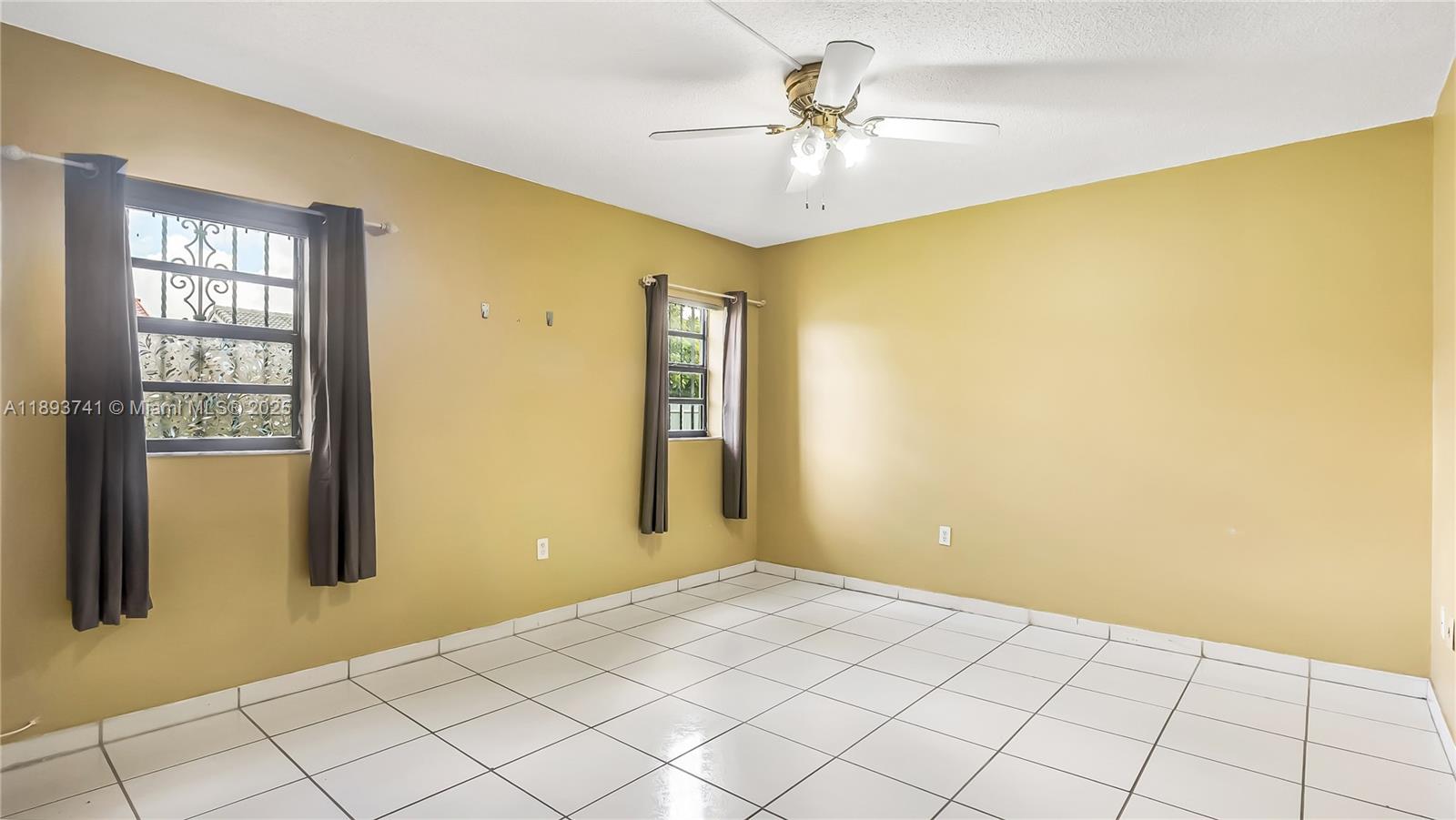 FLAMINGO CONDO - Residential