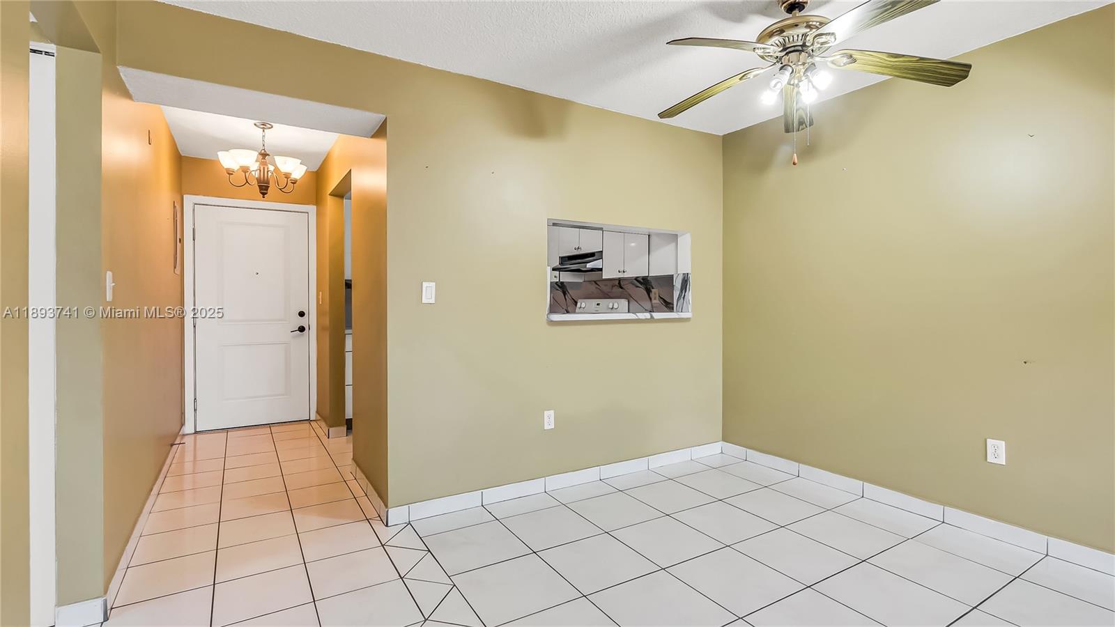FLAMINGO CONDO - Residential