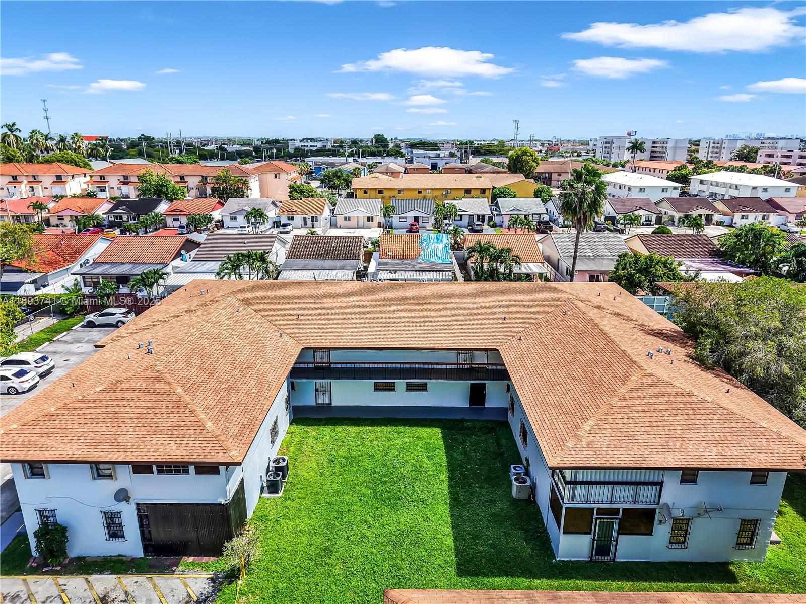 FLAMINGO CONDO - Residential
