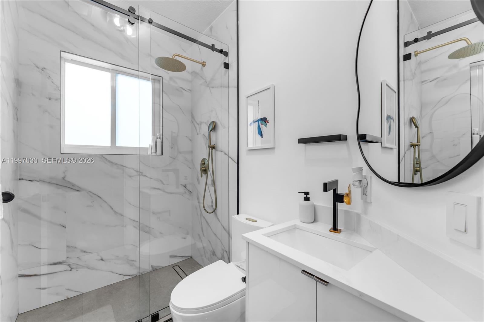 KARENERO FALLS - Residential Lease