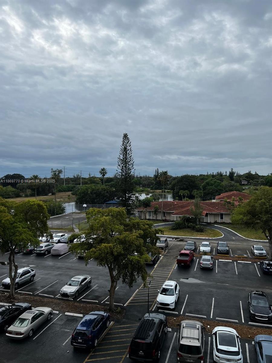 MANORS OF INVERRARY XII - Residential Lease