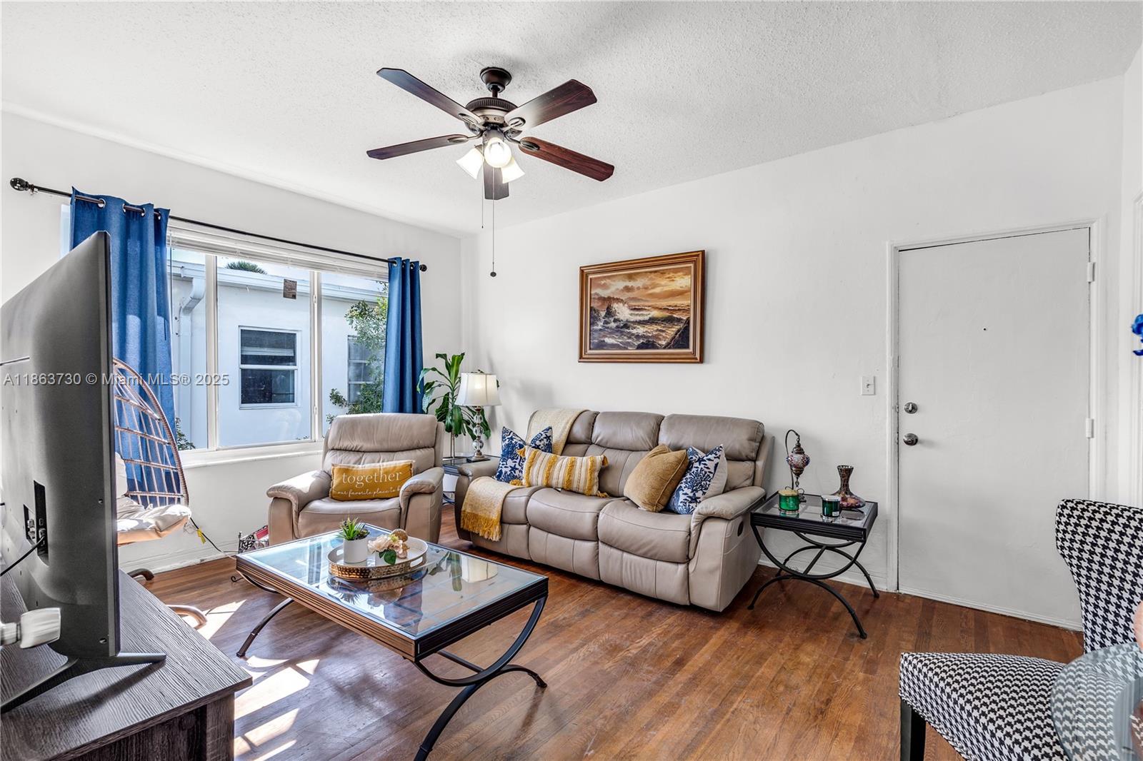 825 Jefferson Ave 4