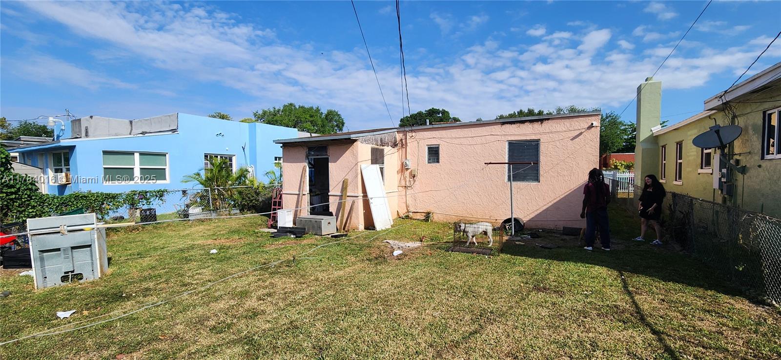 17TH AVE MANOR - Residential