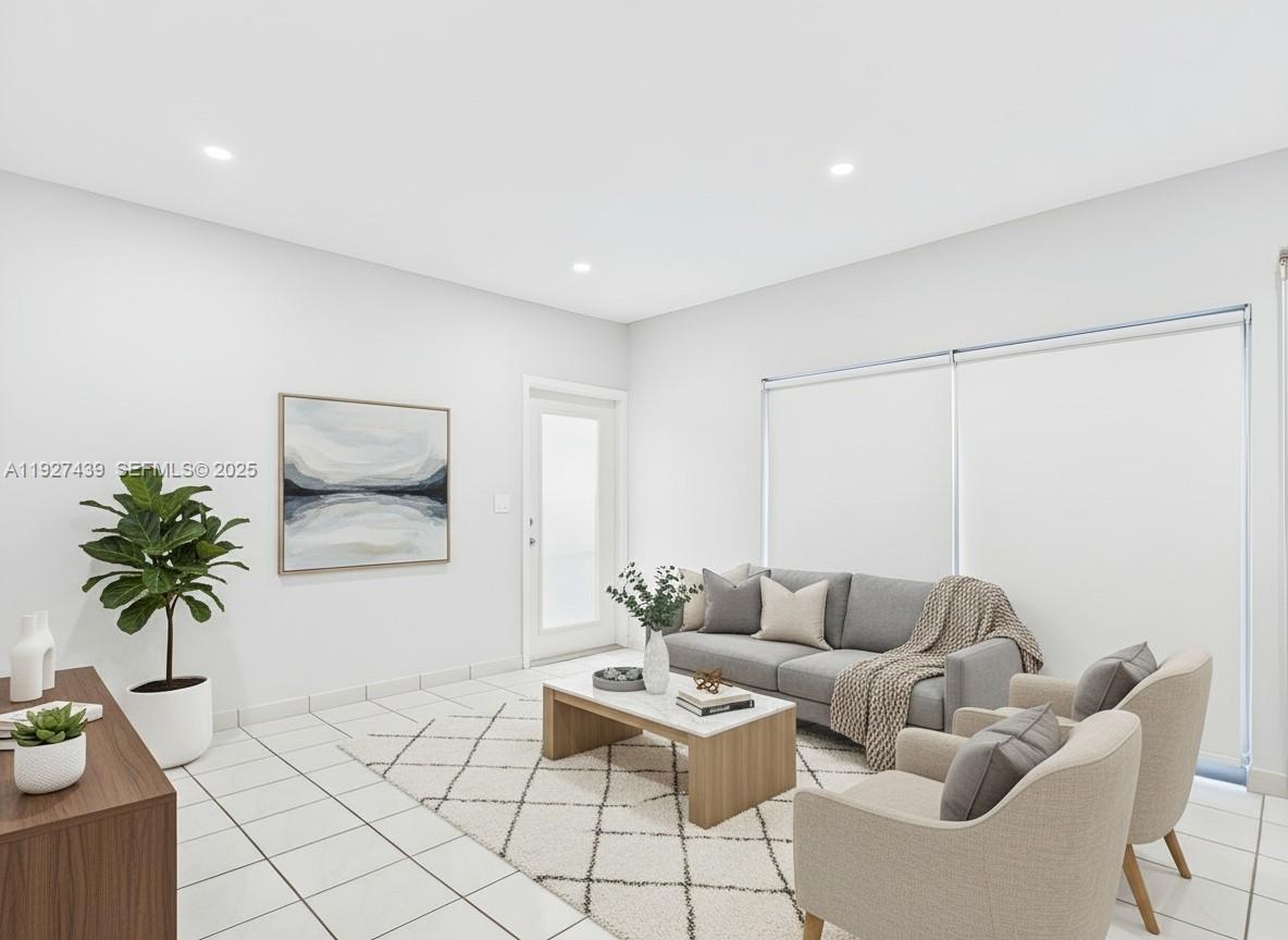 644 MERIDIAN BUILDING CON - Residential