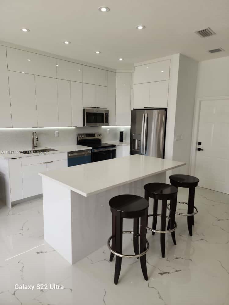 FC SUB WEST - Residential