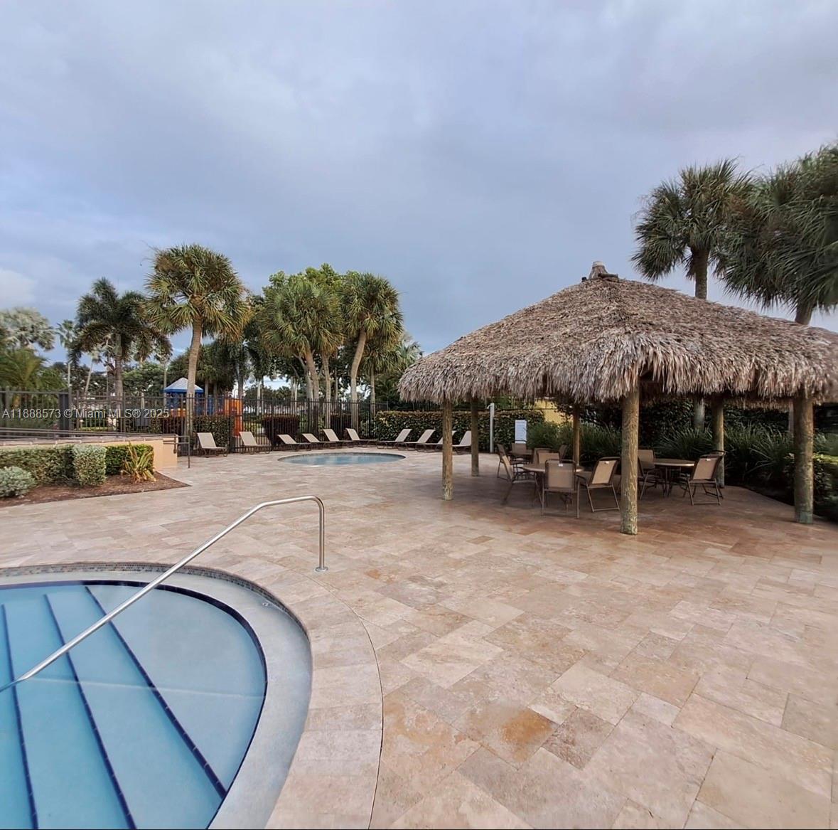 BOCA WINDS PAR A - Residential