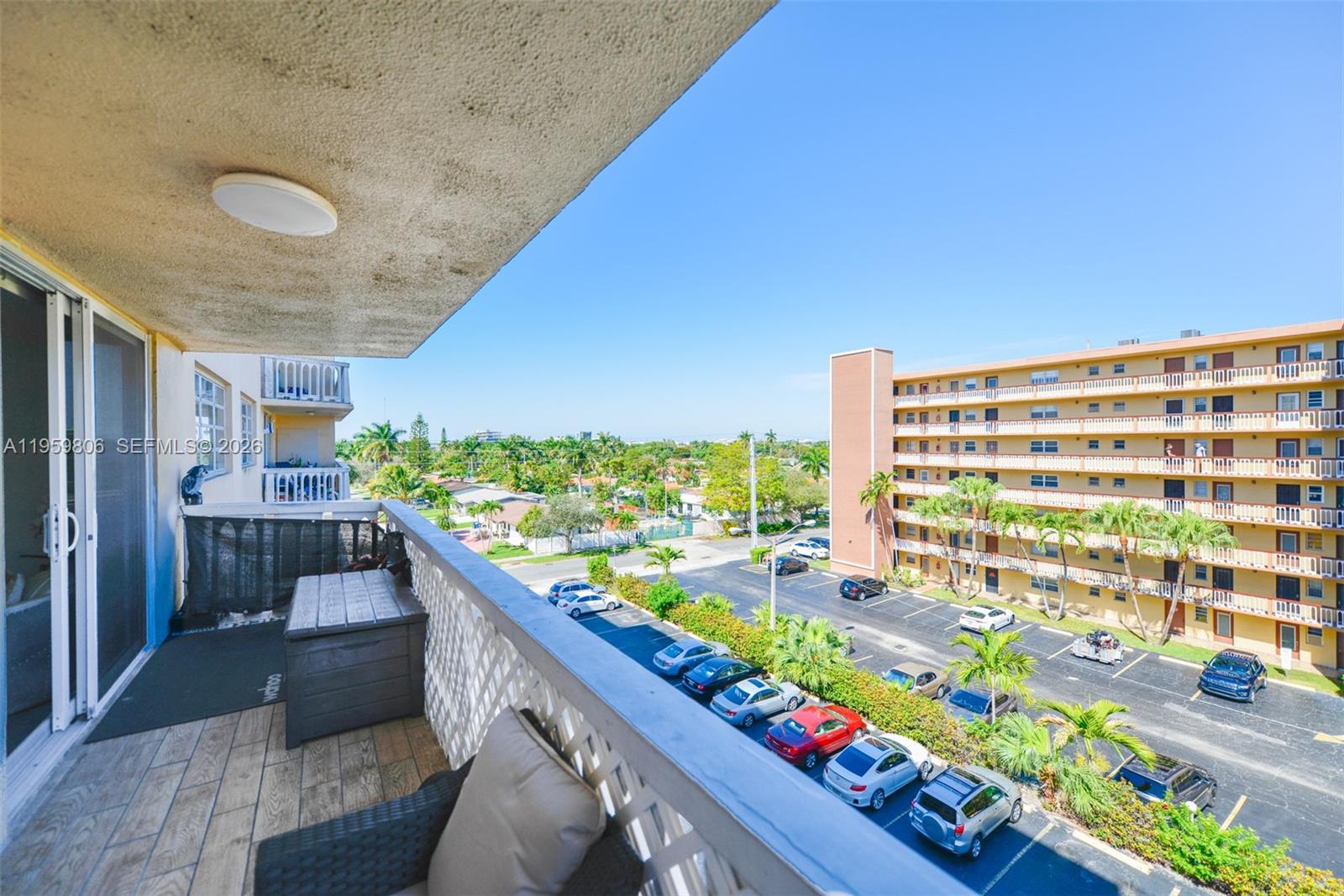 MEADOWBROOK CONDO APTS BL - Residential