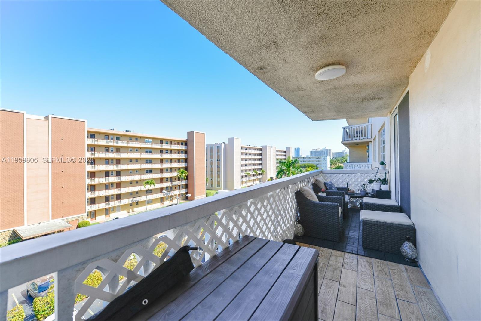 MEADOWBROOK CONDO APTS BL - Residential