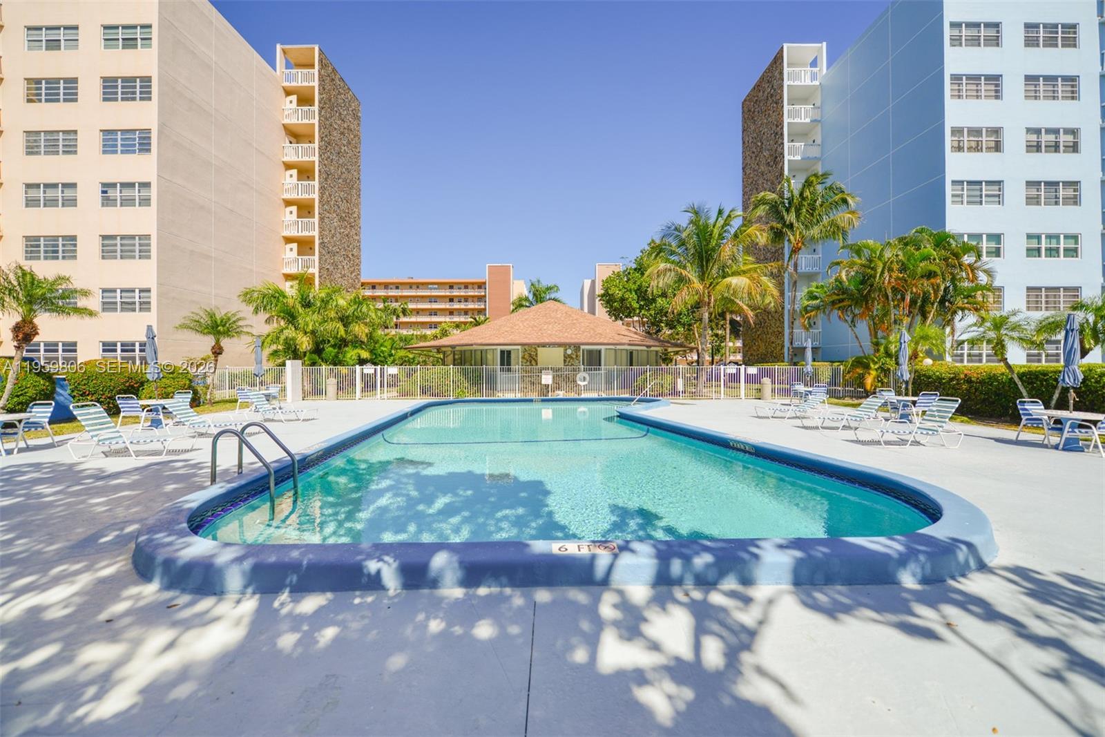 MEADOWBROOK CONDO APTS BL - Residential