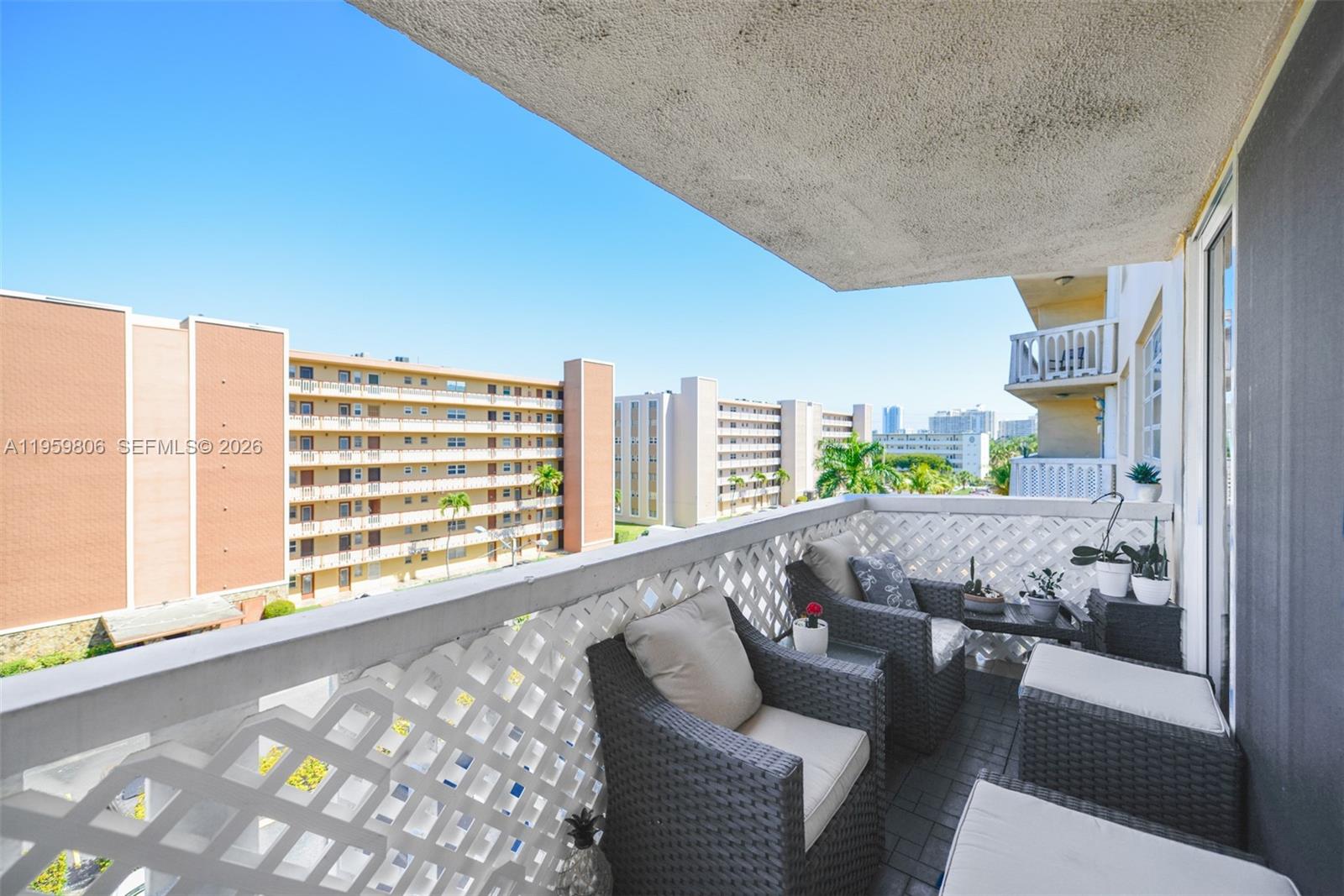 MEADOWBROOK CONDO APTS BL - Residential