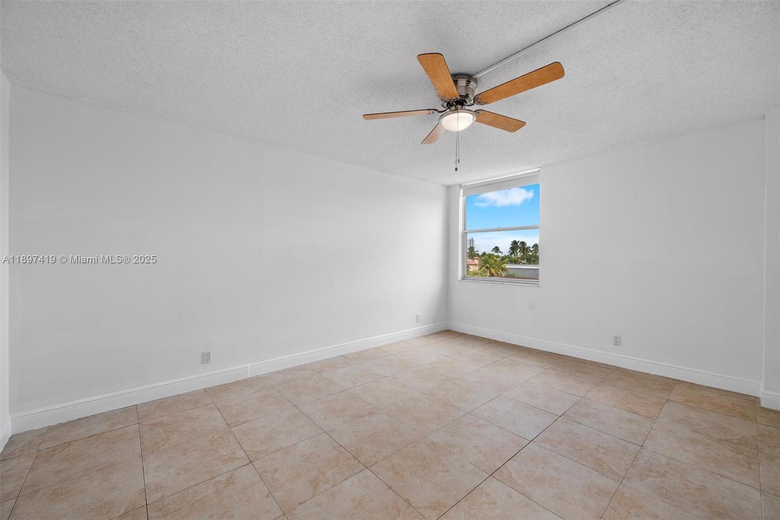 BAYSWATER COURT CONDO - Residential