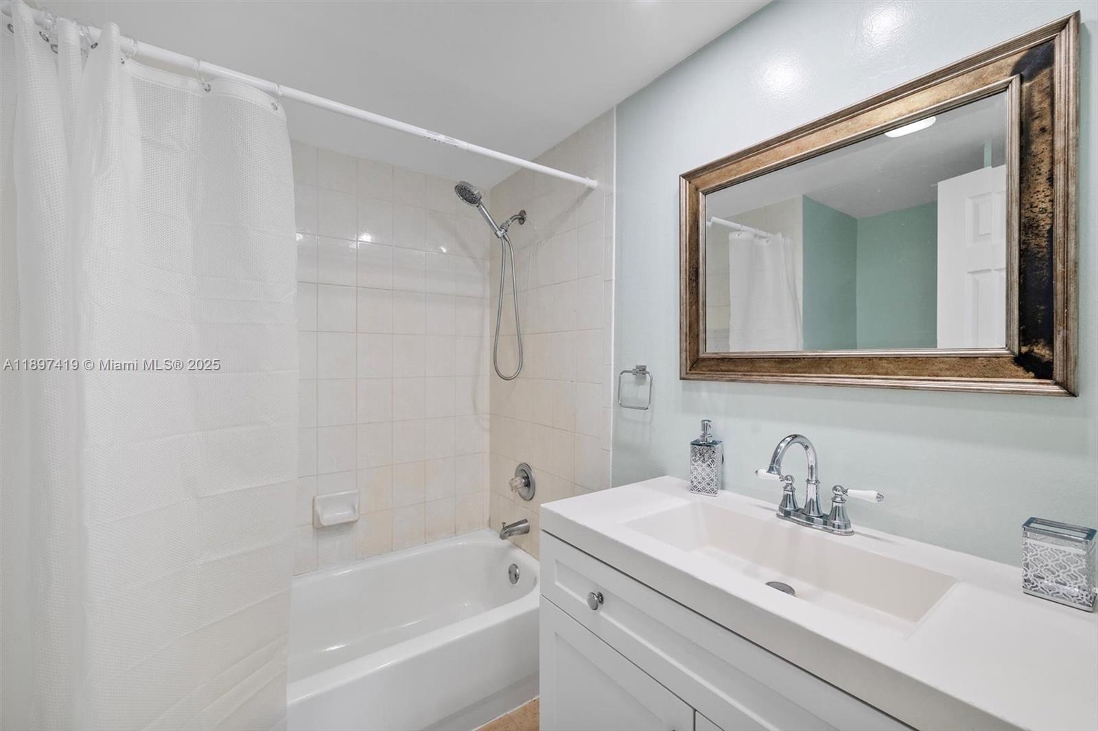 BAYSWATER COURT CONDO - Residential