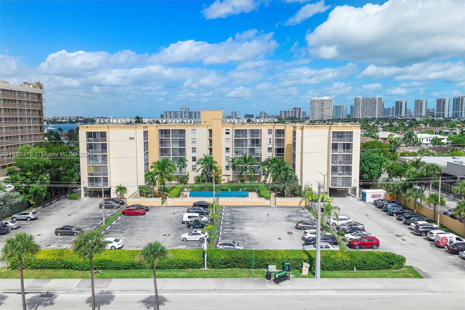 BAYSWATER COURT CONDO - Residential