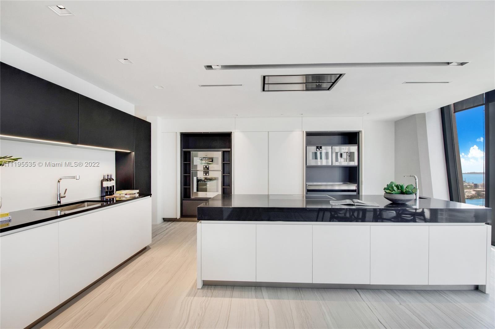 ONE THOUSAND MUSEUM CONDO - Residential