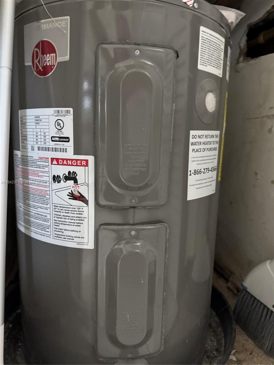 RACQUET CLUB VILLAGE APAR - Residential