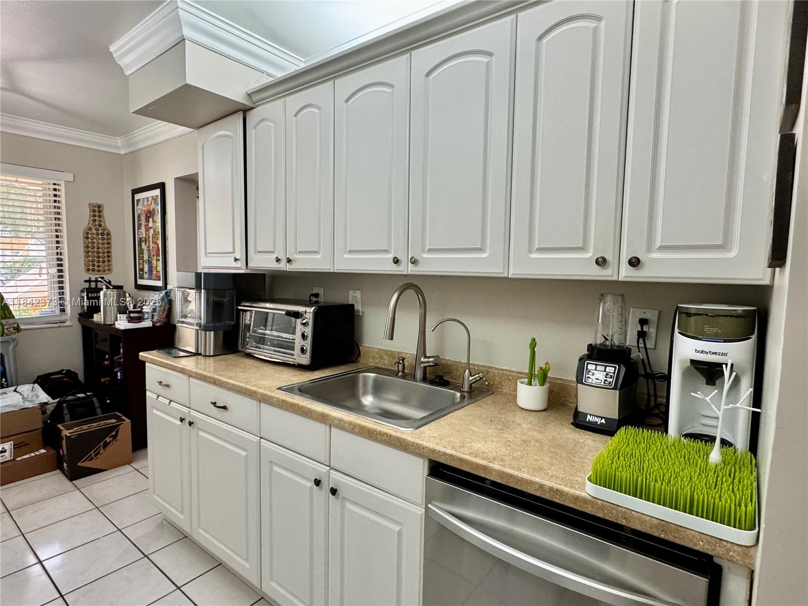 RACQUET CLUB VILLAGE APAR - Residential