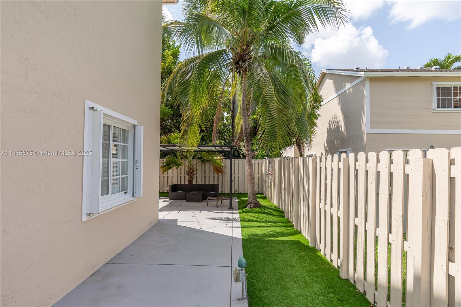 DEERWOOD VILLAS SEC 3 REP - Residential