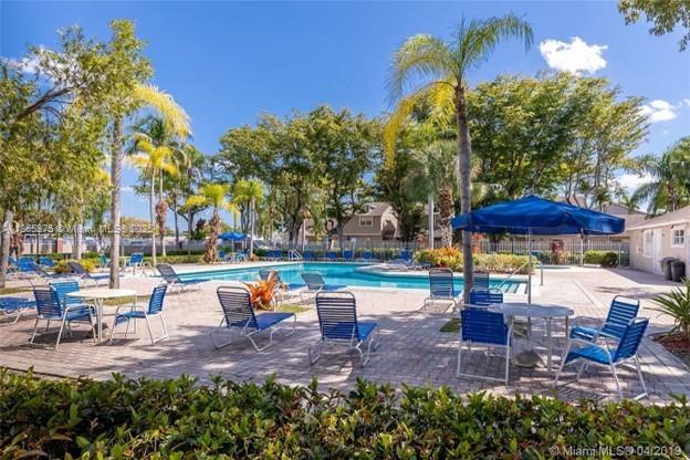 DEERWOOD VILLAS SEC 3 REP - Residential