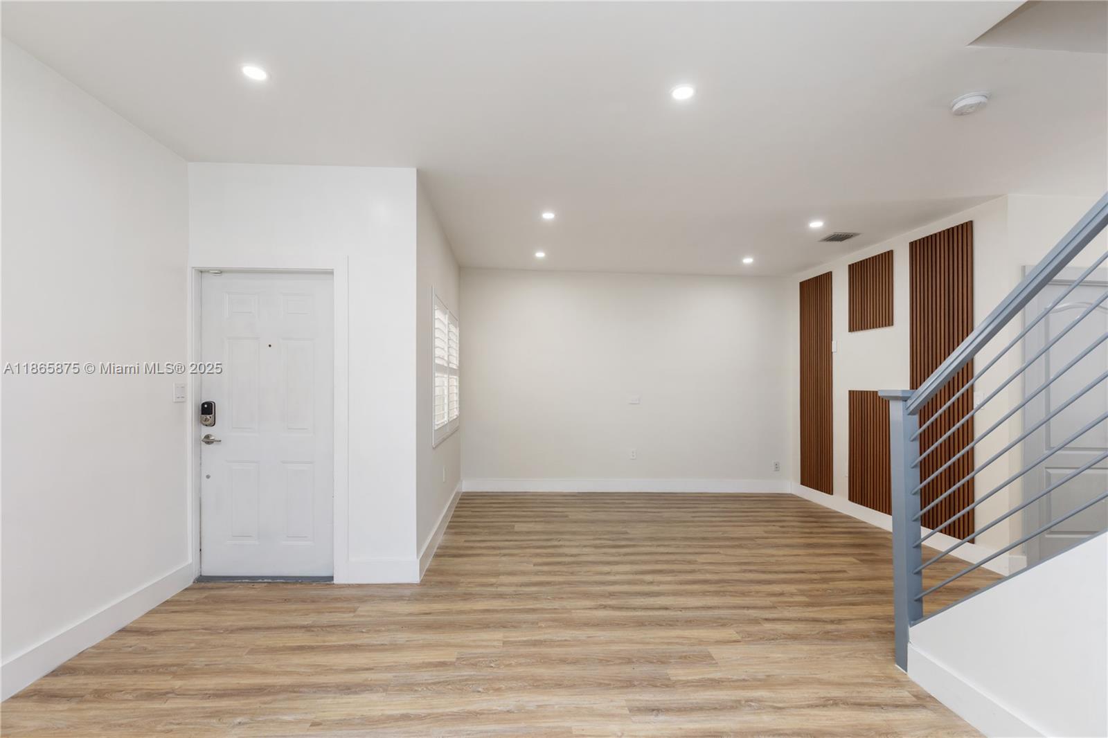 DEERWOOD VILLAS SEC 3 REP - Residential