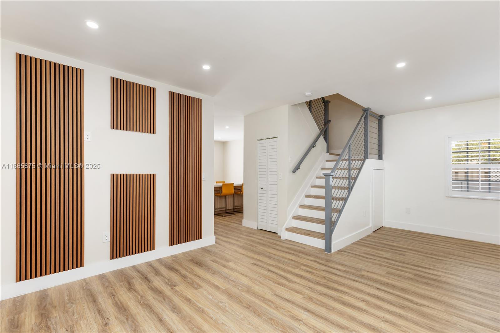 DEERWOOD VILLAS SEC 3 REP - Residential