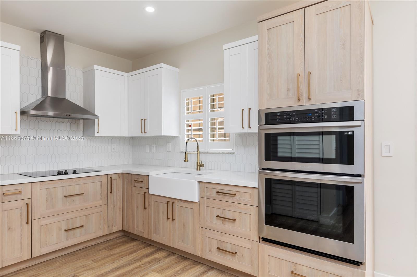 DEERWOOD VILLAS SEC 3 REP - Residential