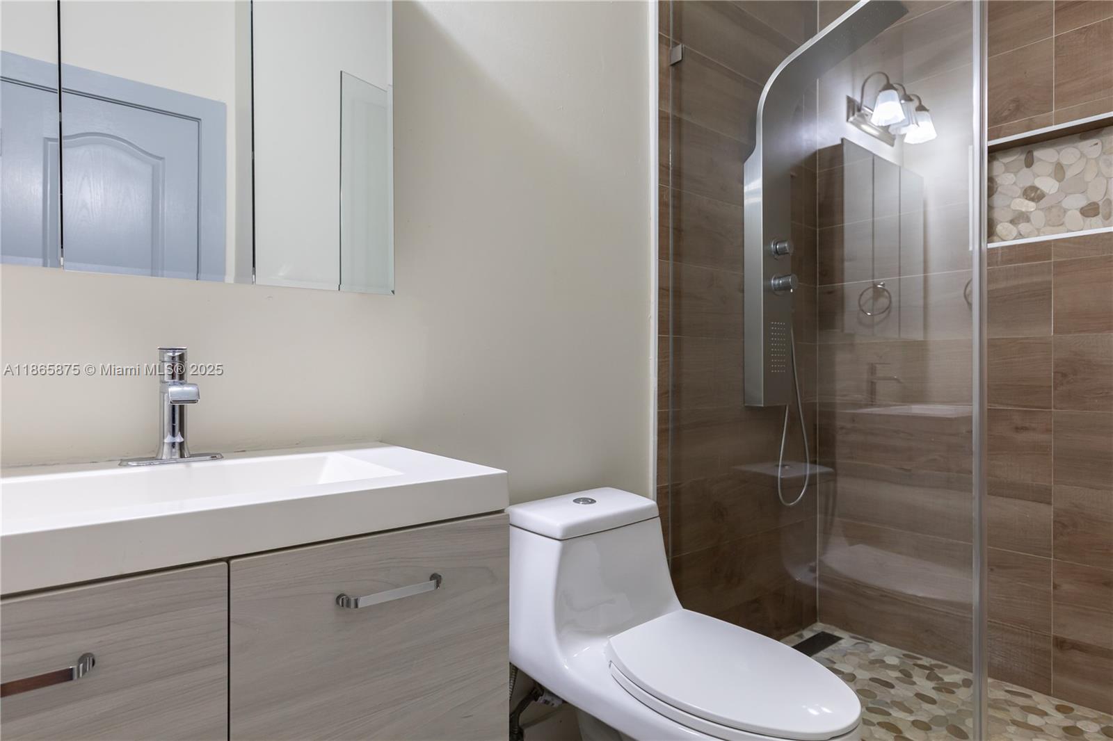 DEERWOOD VILLAS SEC 3 REP - Residential