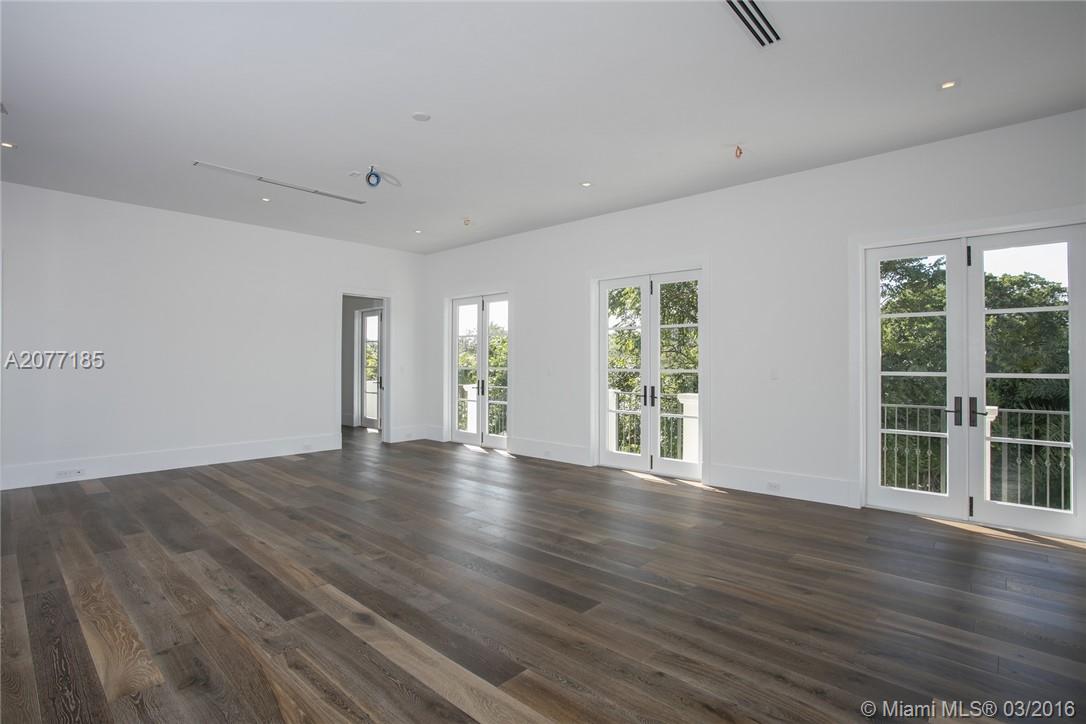 GABLES ESTS NO 2 - Residential