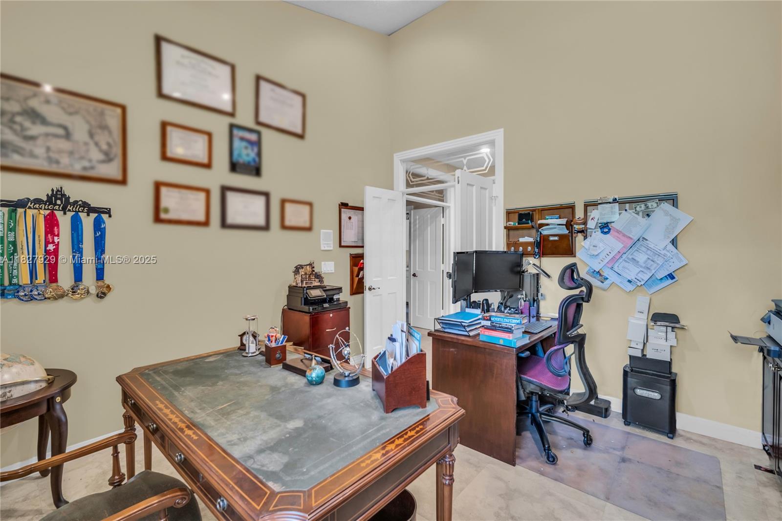 WHISPERING WOODS - Residential