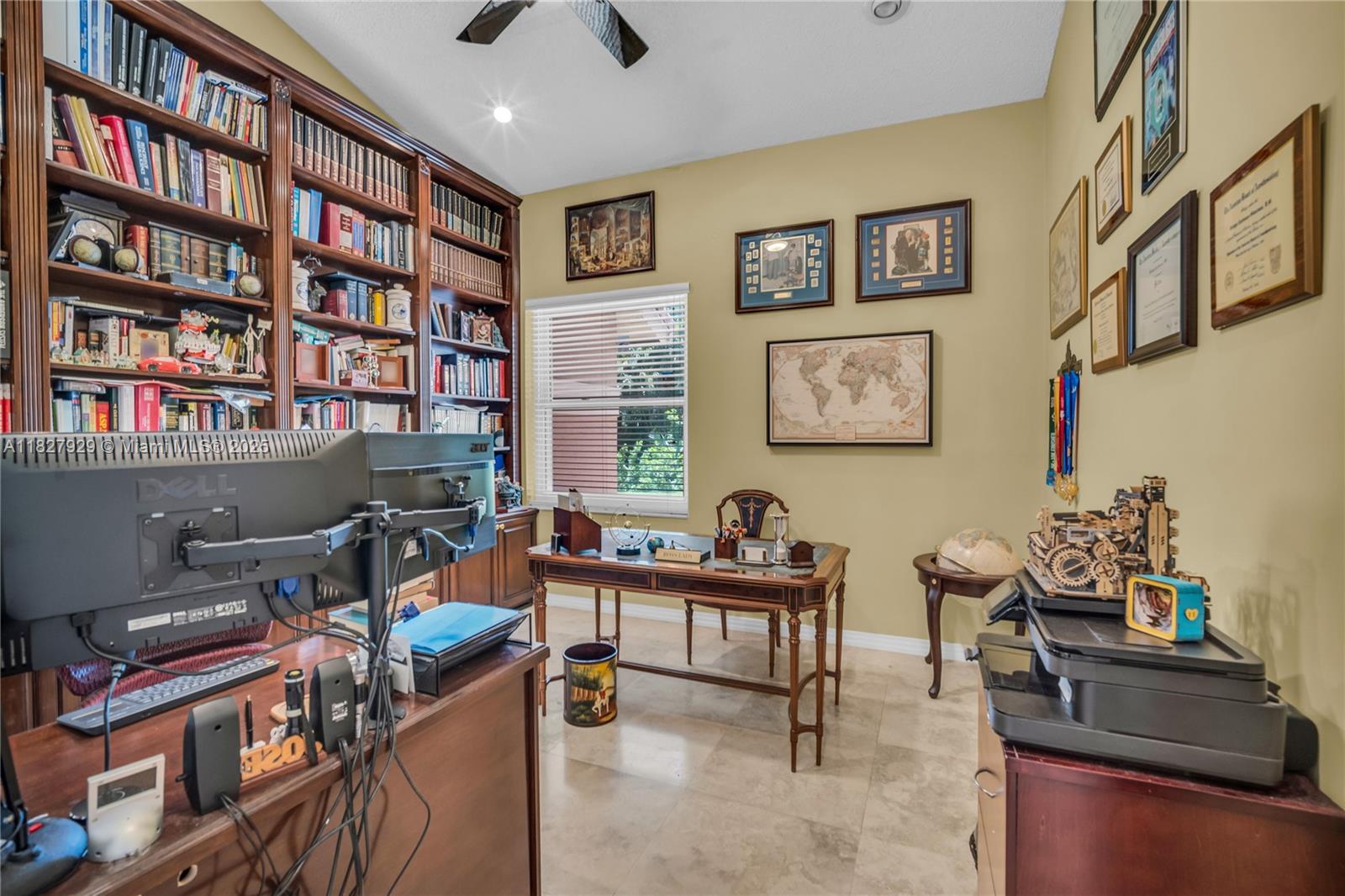 WHISPERING WOODS - Residential