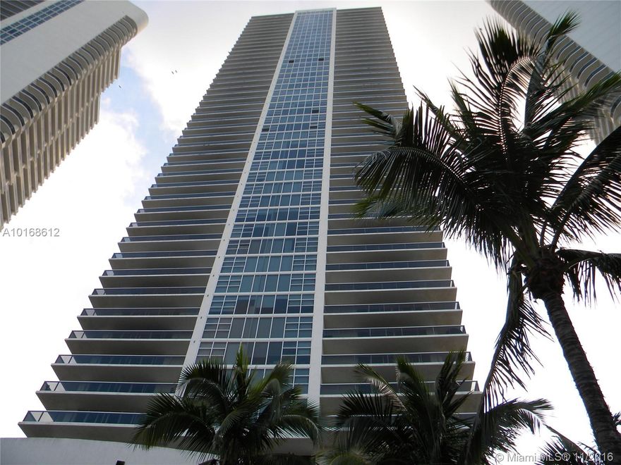 THIS UNIT IS AMAZING AND UNFURNISHED.YEARLY RENTAL OR MIGHT CONSIDER LESS THAN 1 YEAR WITH BREATHTAKING NE OCEAN VIEW FROM THE 35 FLOOR.MARBLE FLOORING THROUGH OUT,OVERSIZE TERRACE WITH GLASS RAILING ACCESSIBLE FROM BEDROOM AND LIVING ROOM.FLUSH EUROPEAN STYLED KITCHEN CABINETS AND GRANITE COUNTERS,WHIRPOOL TUB IN THE MASTER PLUS WALK IN MARBLE SHOWER.THIS IS THE H MODEL.THERE IS A BEDROOM PLUS A DEN/BR.HUGE FITNESS CENTER OVER LOOKING OCEAN ,INFINITY EDGE POOLS.PRICE REDUCED.