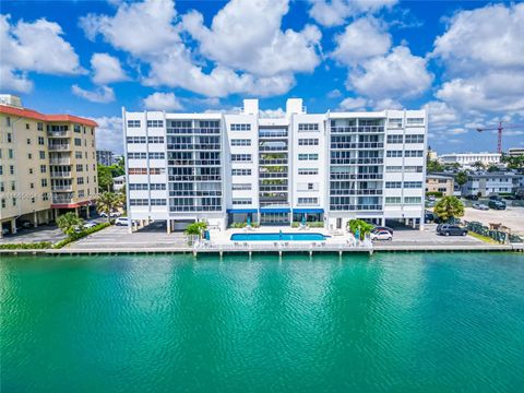 Condominium in Bay Harbor Islands FL 9381 Bay Harbor Dr Dr 2.jpg