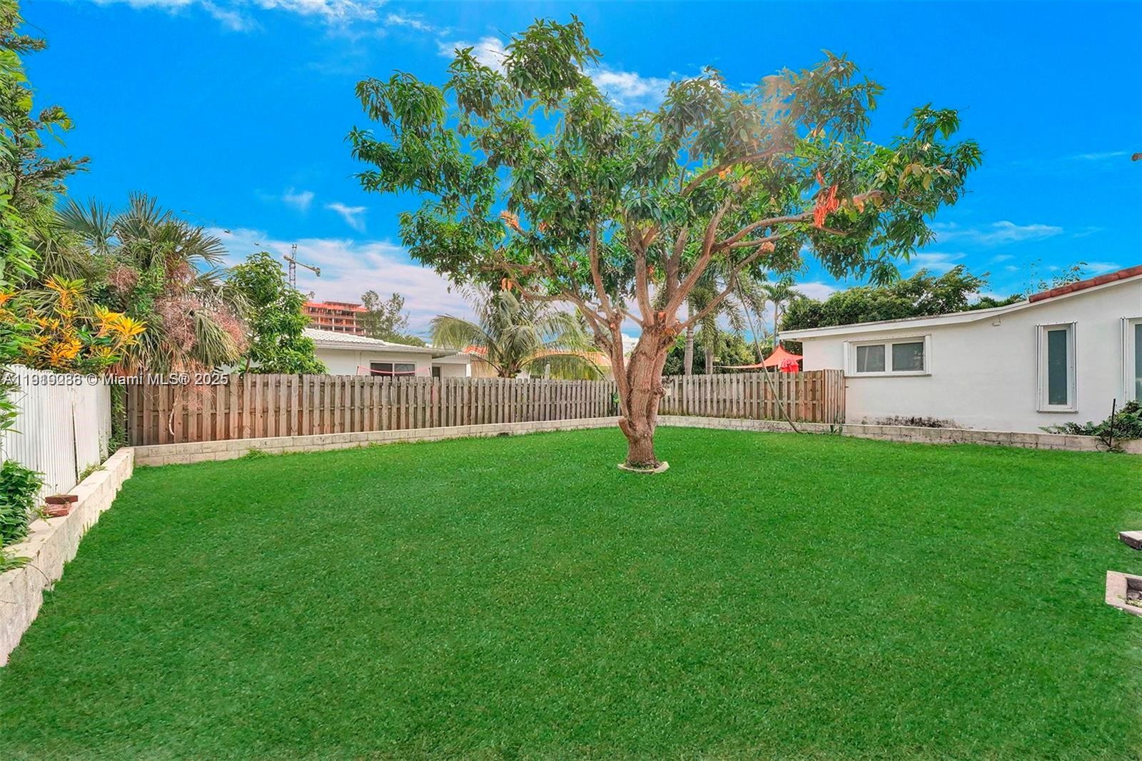 ALTOS DEL MAR NO 4 - Residential Lease