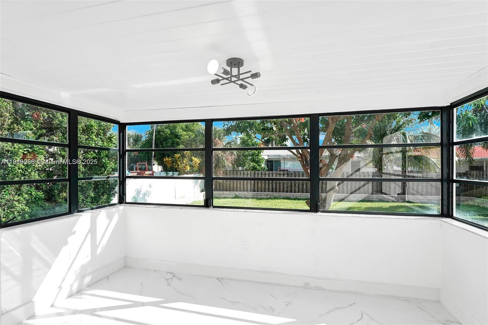 ALTOS DEL MAR NO 4 - Residential Lease