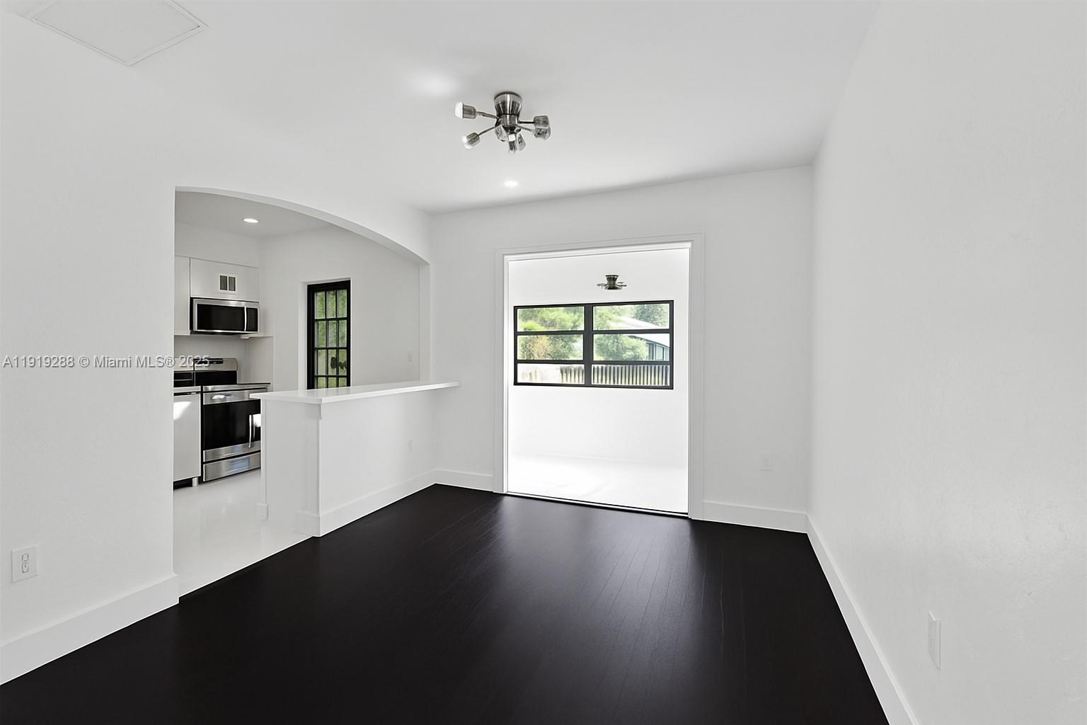 ALTOS DEL MAR NO 4 - Residential Lease