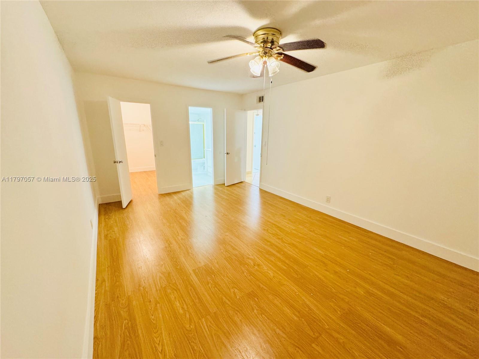 OAKLAND SHORES CONDOMINIU - Residential