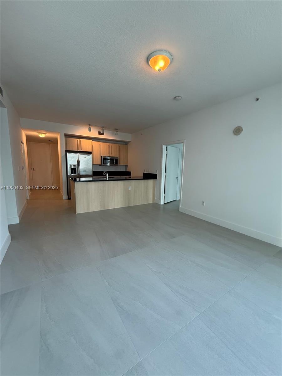 1111 SW 1st Ave 2717-N