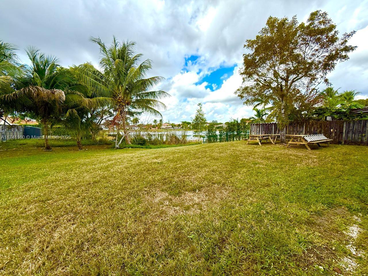 DON ELIAS ESTATES - Residential