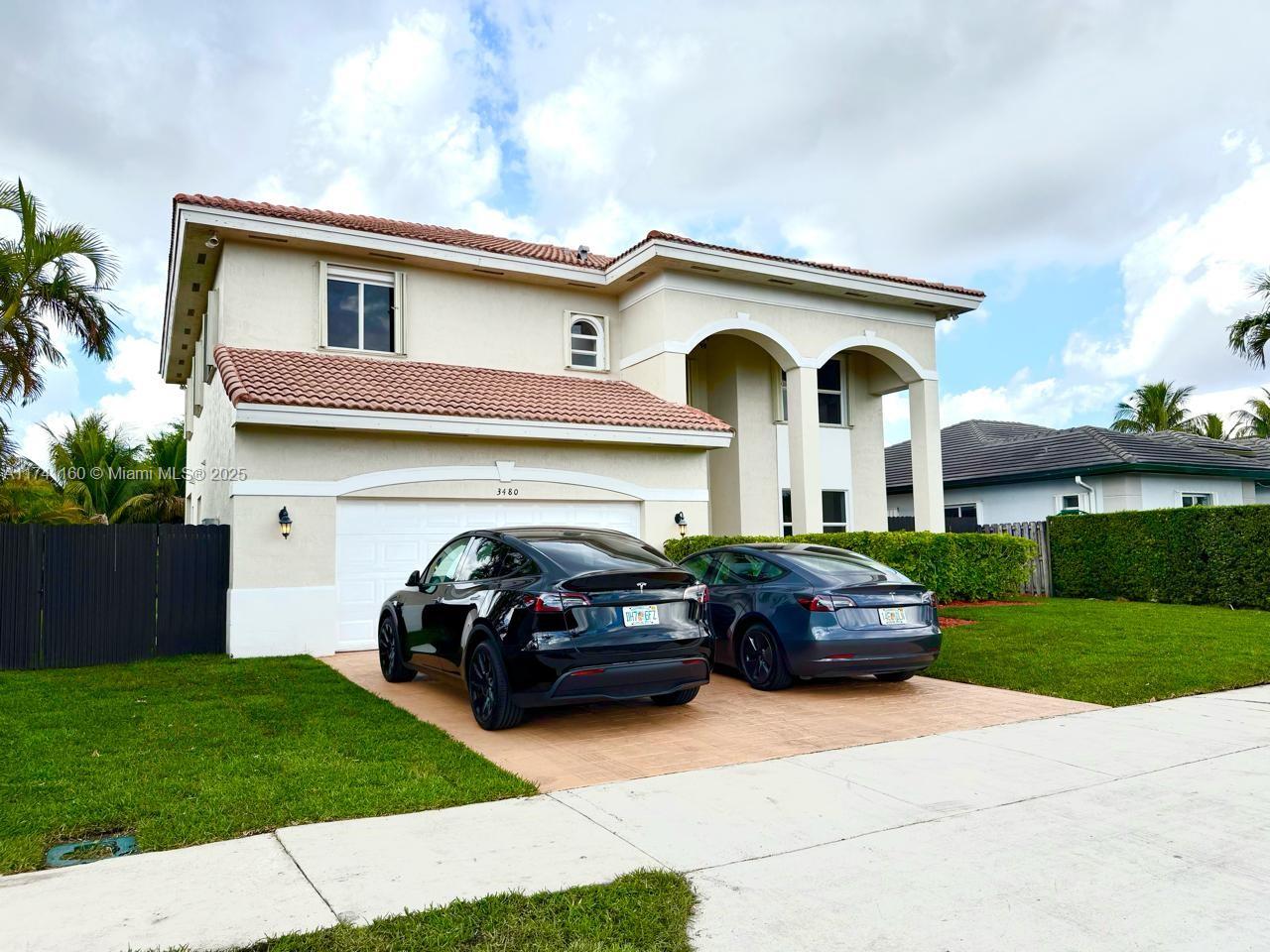 DON ELIAS ESTATES - Residential
