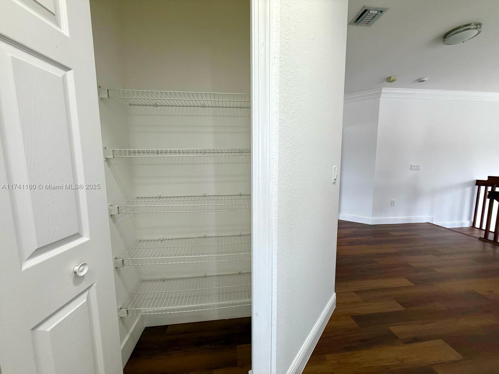 DON ELIAS ESTATES - Residential