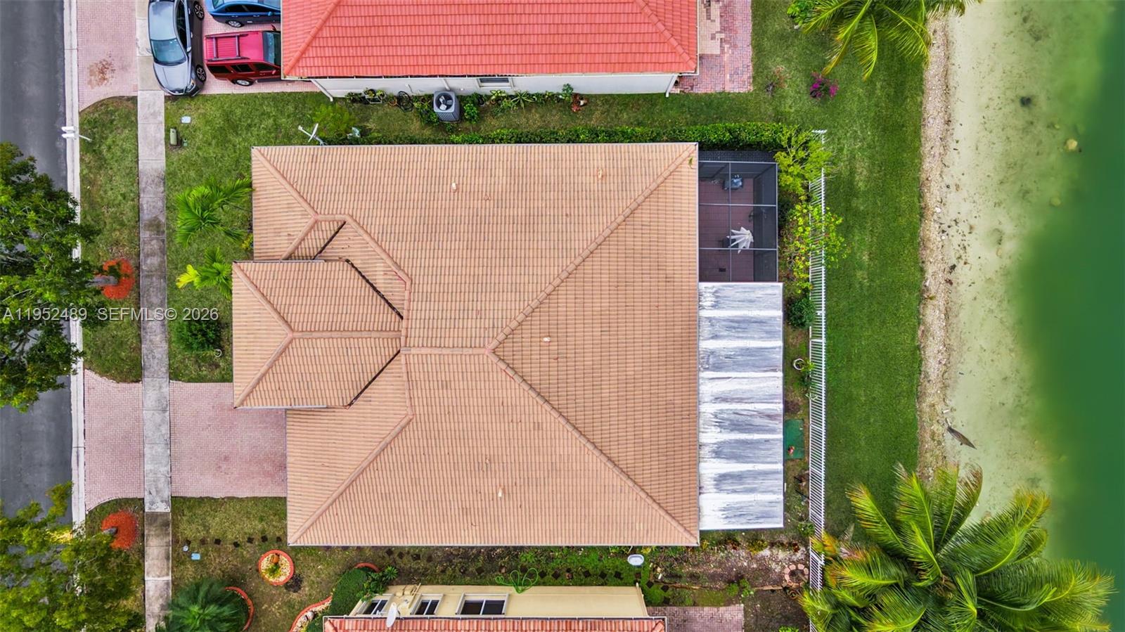 FLORIDIAN BAY ESTATES SOU - Residential