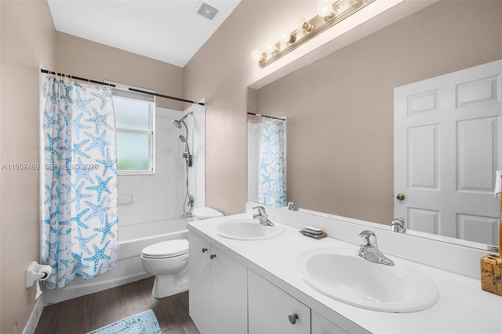 FLORIDIAN BAY ESTATES SOU - Residential