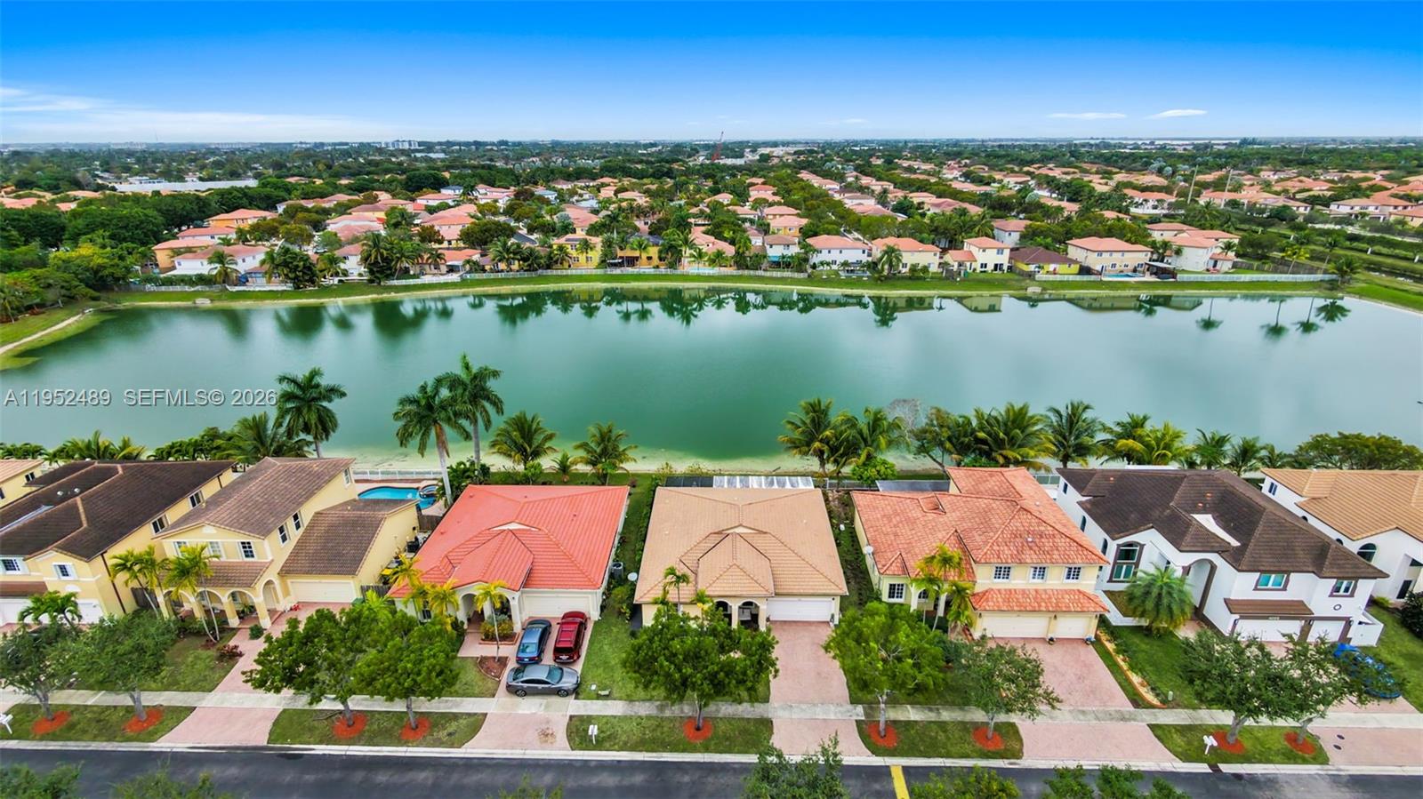 FLORIDIAN BAY ESTATES SOU - Residential