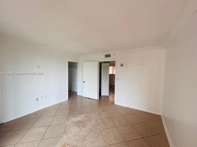 HORIZONS WEST CONDO #10 - Residential