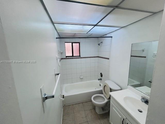HORIZONS WEST CONDO #10 - Residential