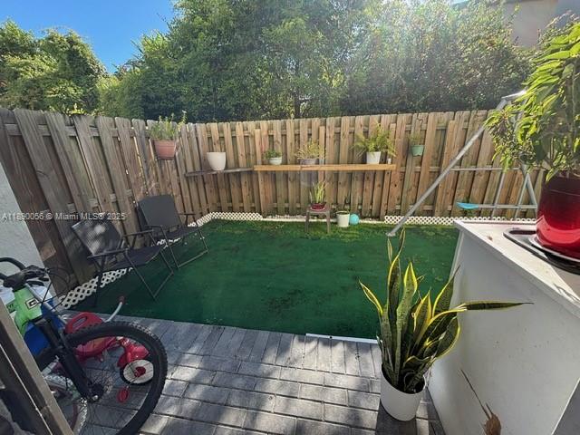 APEX AT PARK CENTRAL COND - Residential