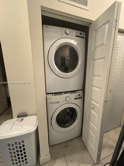 APEX AT PARK CENTRAL COND - Residential