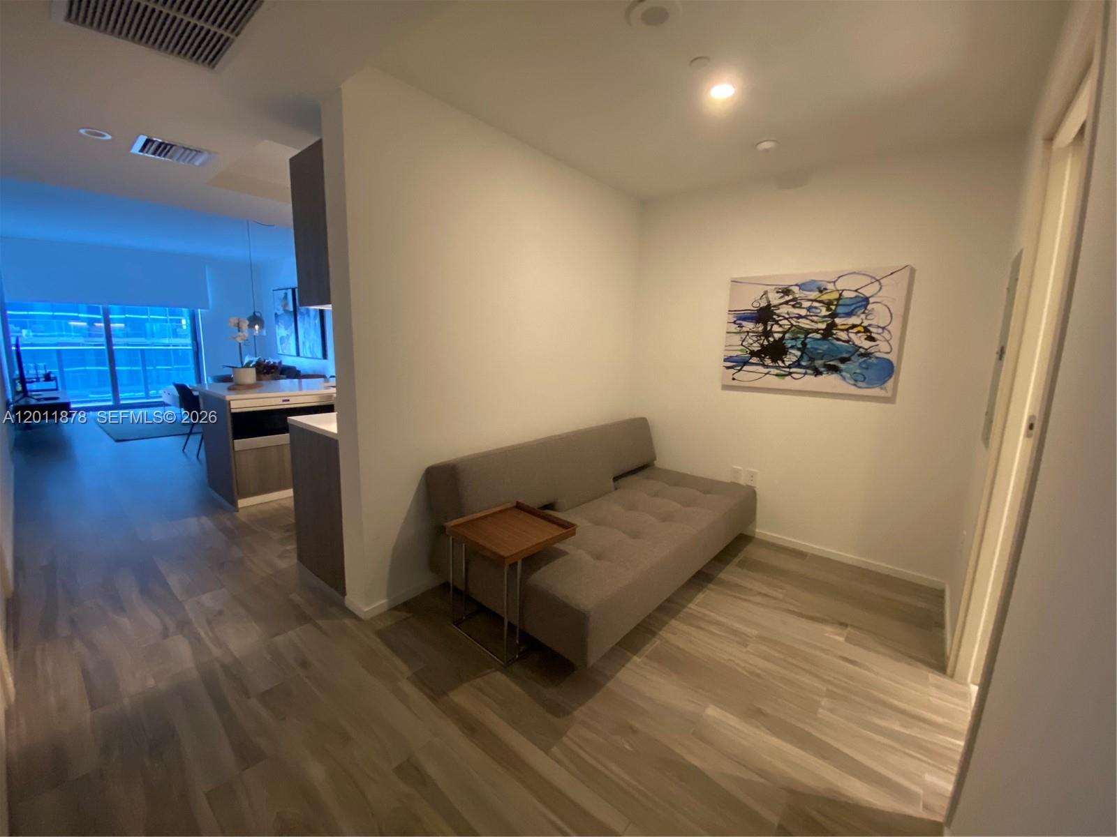 SLS Lux - Residential