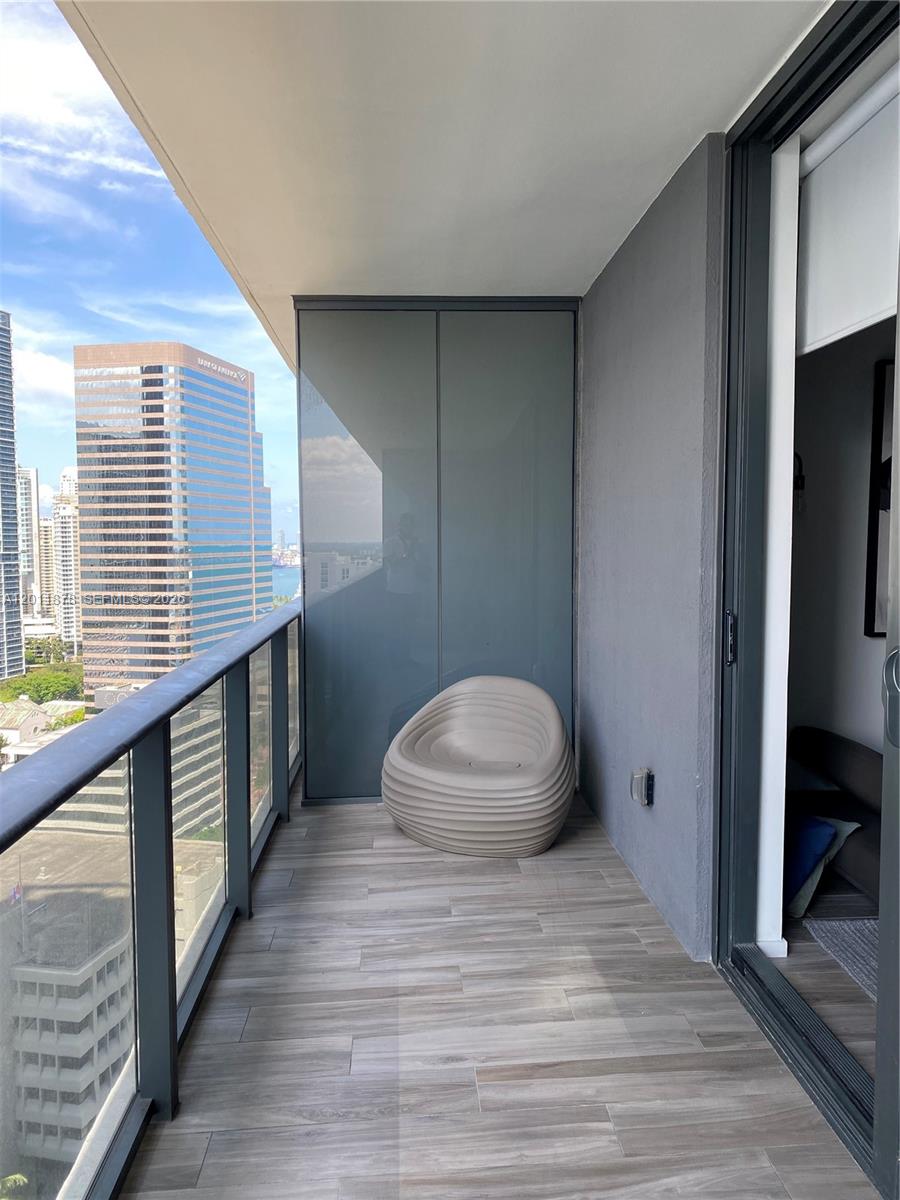 SLS Lux - Residential