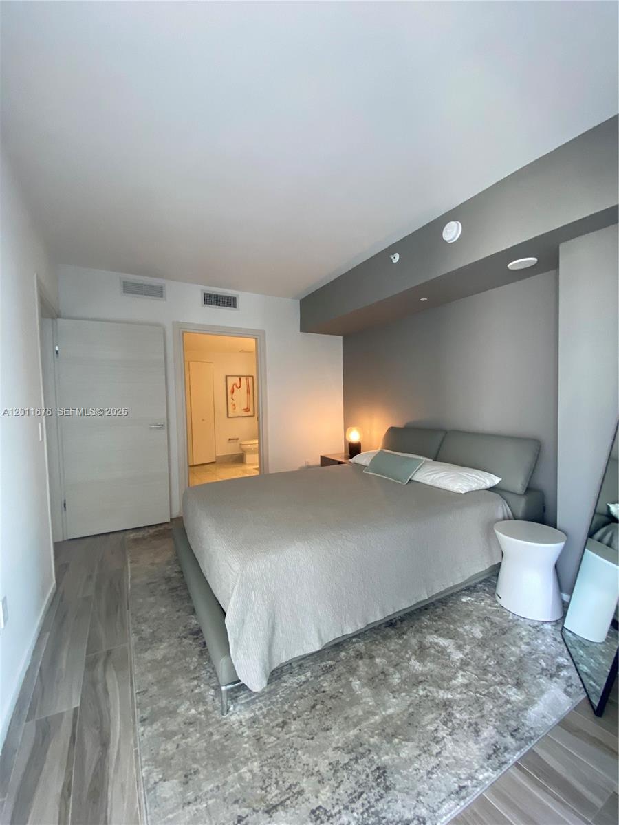 SLS Lux - Residential
